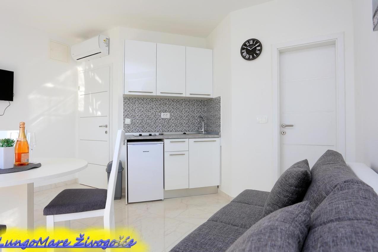 Apartmants Villa Lungo Mare Živogošće Exterior foto